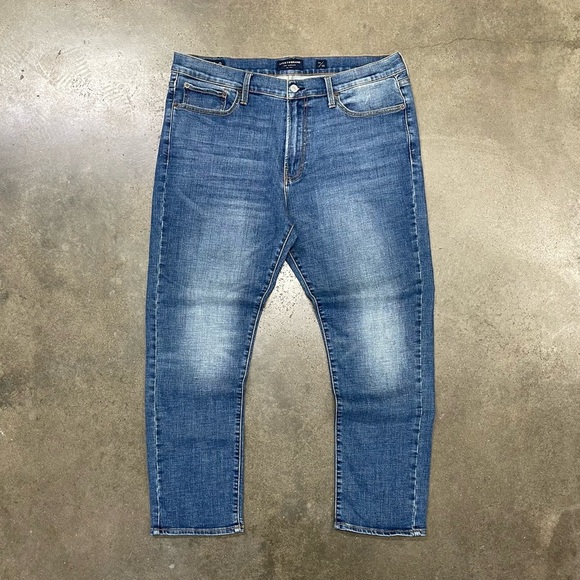 Lucky Brand 410 Athletic Slim Stretch Blue Denim Mid Rise Fit Jeans - Picture 1 of 10